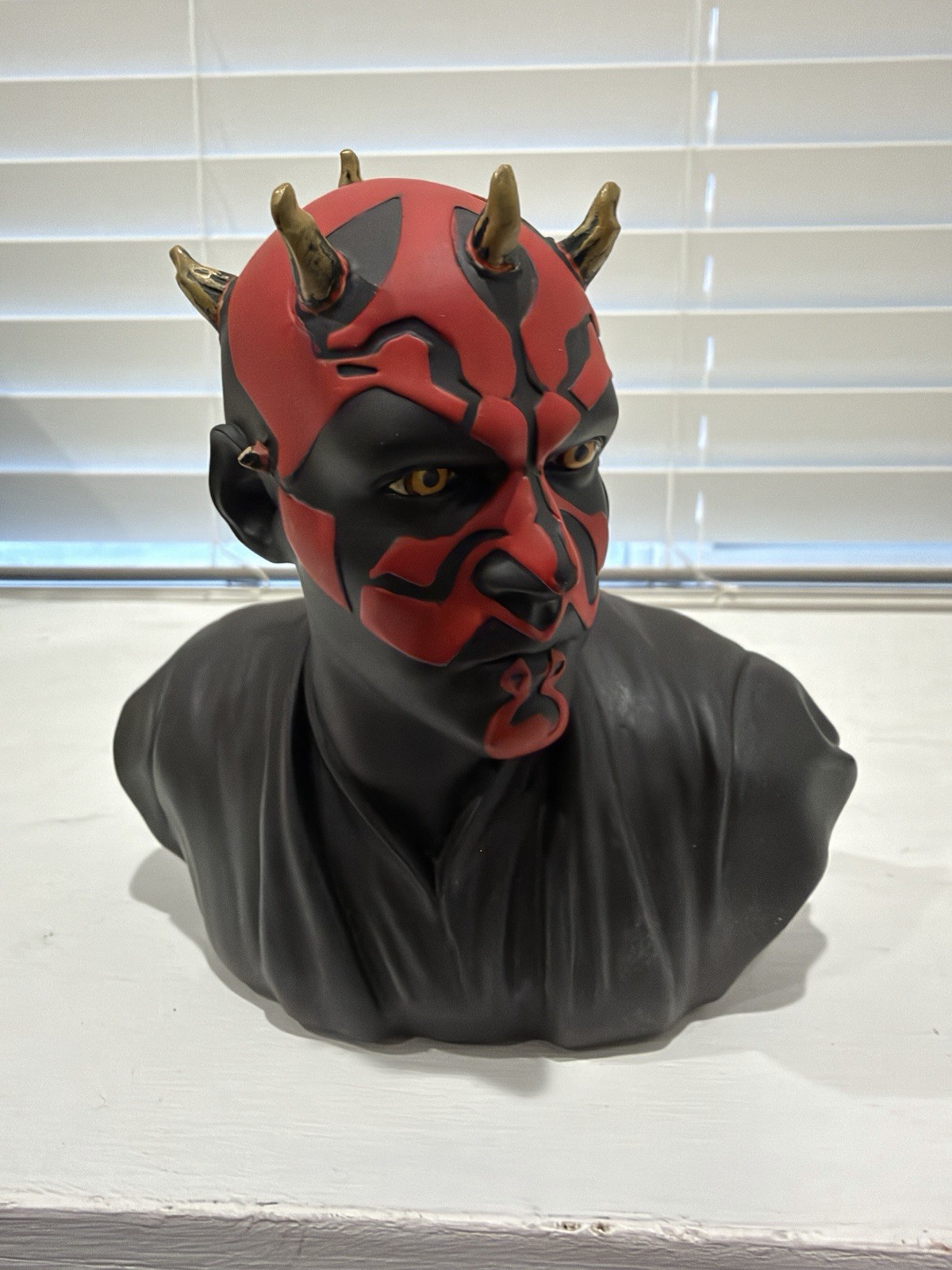 Disney Parks Star Wars Galaxy Edge Darth Maul Sith Mini Bust Statue 