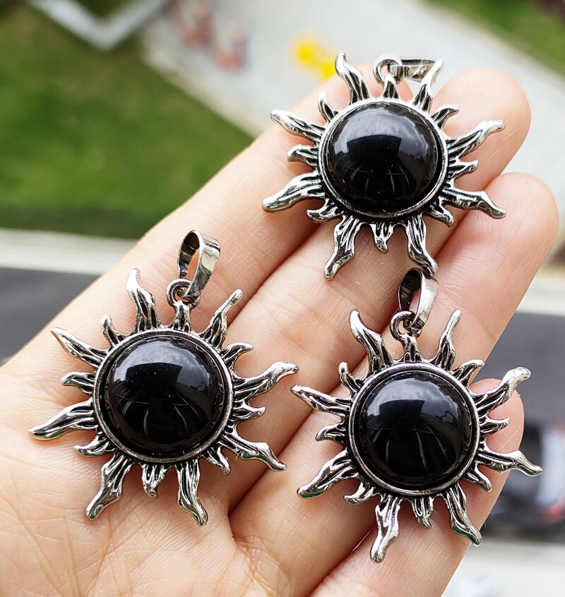 10pcs Obsidian Gems Sun Pendants Chakra Energy Reiki Healing Amulet