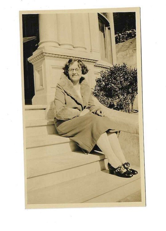 VTG B&W Found Photo Snapshot Pretty Woman with Glasses Sitting on Steps 1930 VTG B&W Found Photo Snapshot Pretty Woman with Glasses Sitting on Steps 1930
