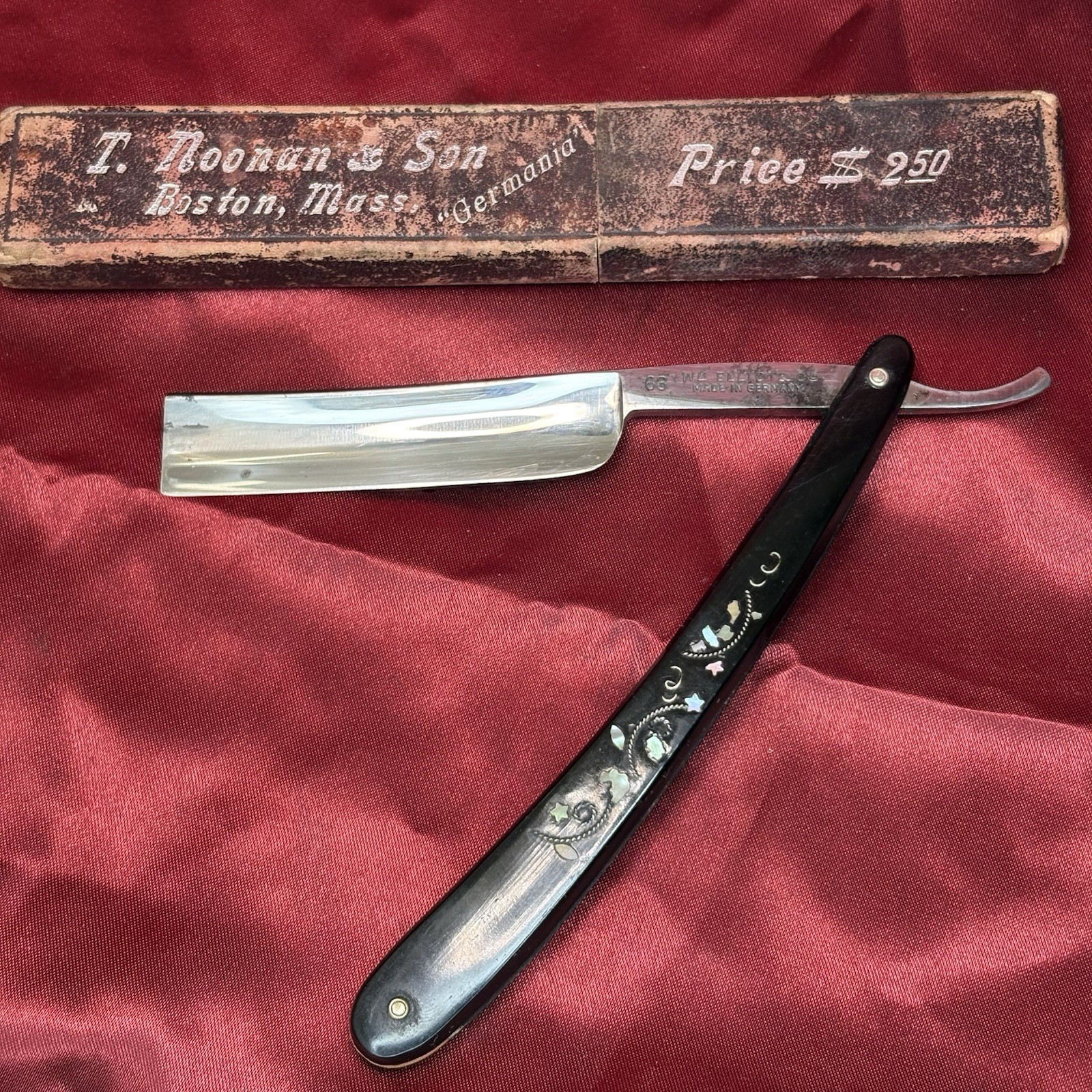 Wm. Elliot & Co. Straight Razor No. 63 Abalone MOP T. Noonan Son Co. 1900s Box