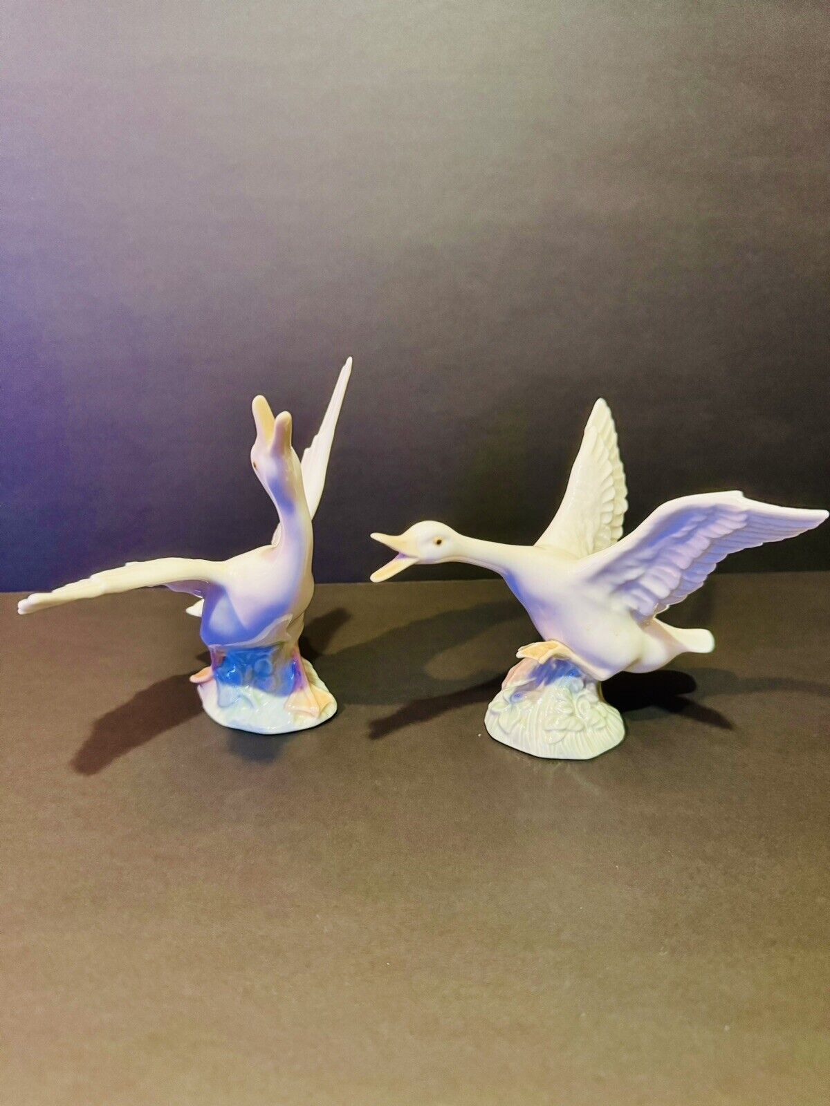 Lladro Vintage Lot of 2 Porcelain Geese Figurines 1264 Taking Flight  EVUC