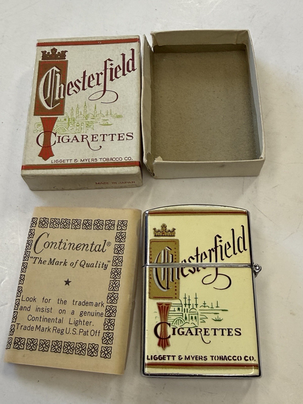 VINTAGE CHESTERFIELD CIGARETTES ADVERTISING LIGHTER NEVER FIRED IN BOX  *11
