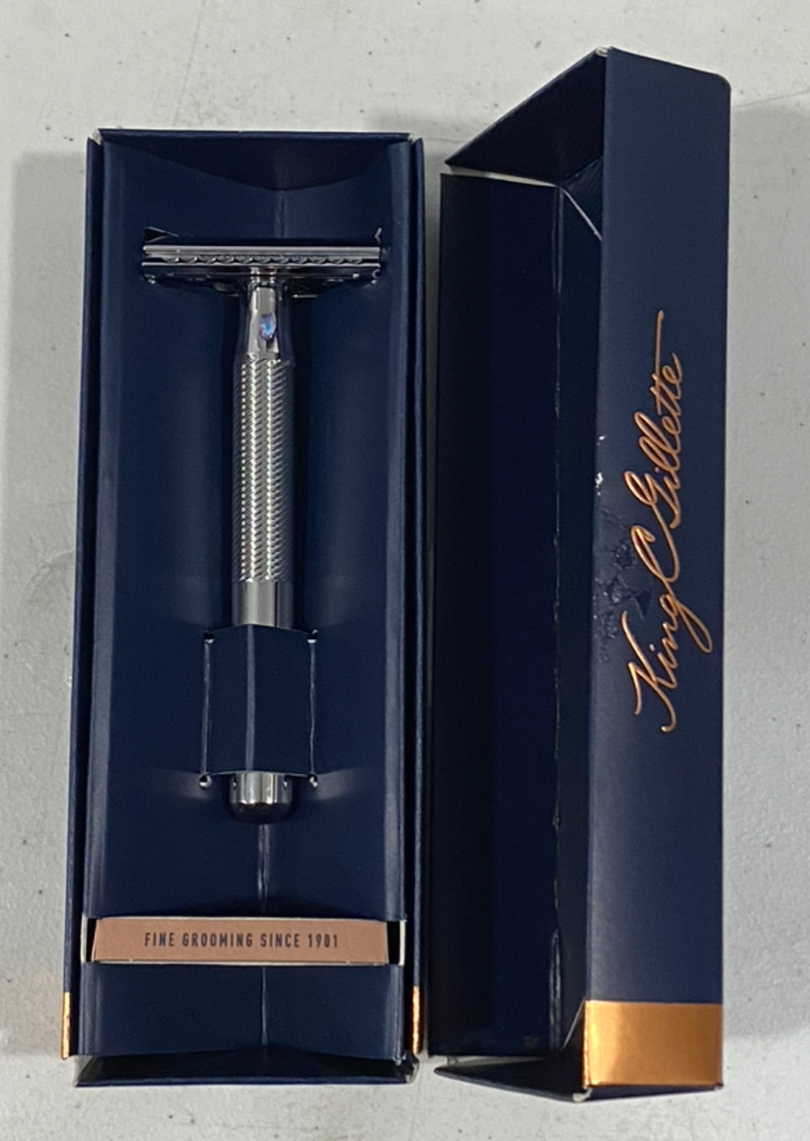 King C. Gillette Double Edge Safety Razor and 5 Blades - OPEN BOX, STILL NEW