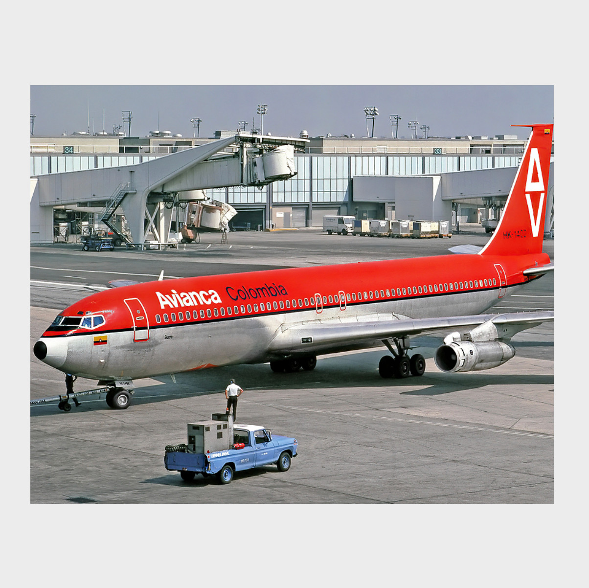 Boeing 707-359B Avianca HK-1402 8X10 PHOTO REPRINT AIRCRAFT AVIATION