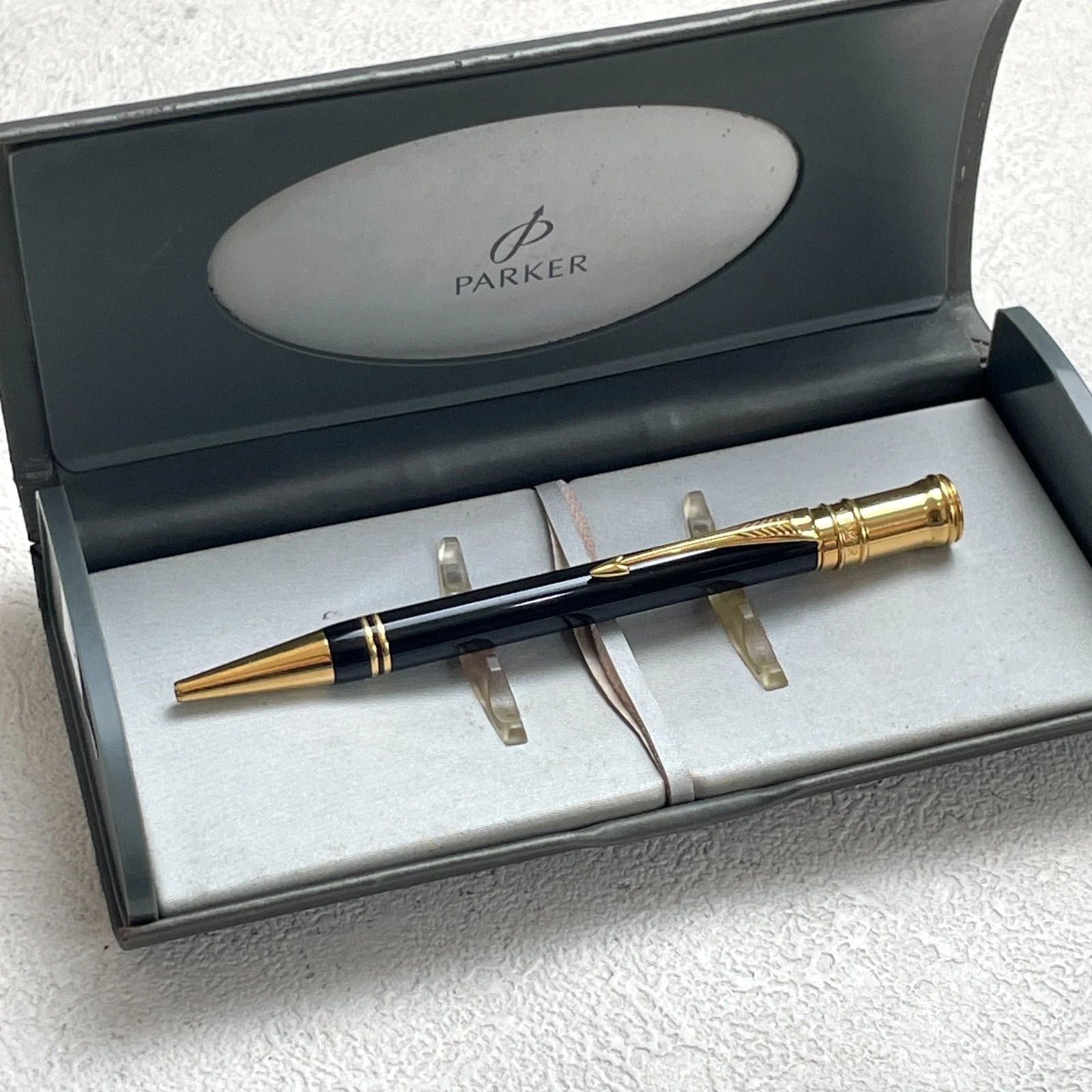 Vintage Parker Duofold Ballpoint Pen Black Lacquer Gold Trim Made in UK BS232