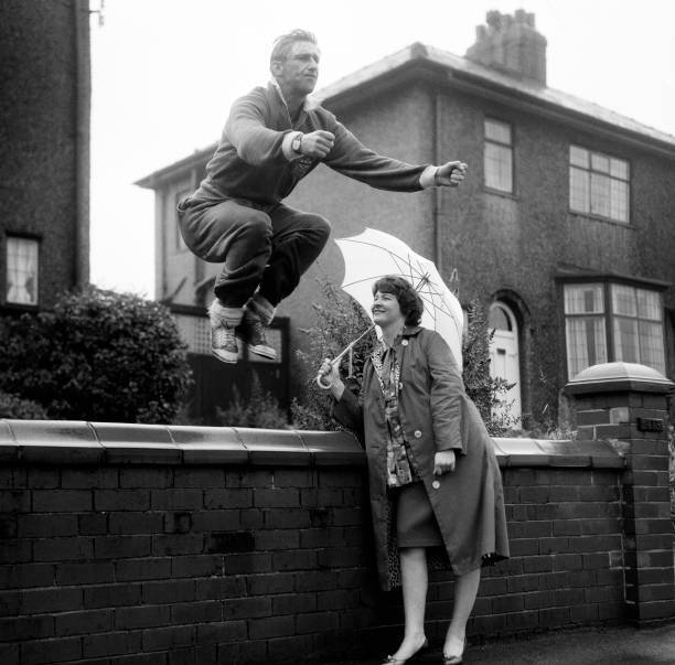 Ally Macleod Training At Home 1961 Old Football Photo