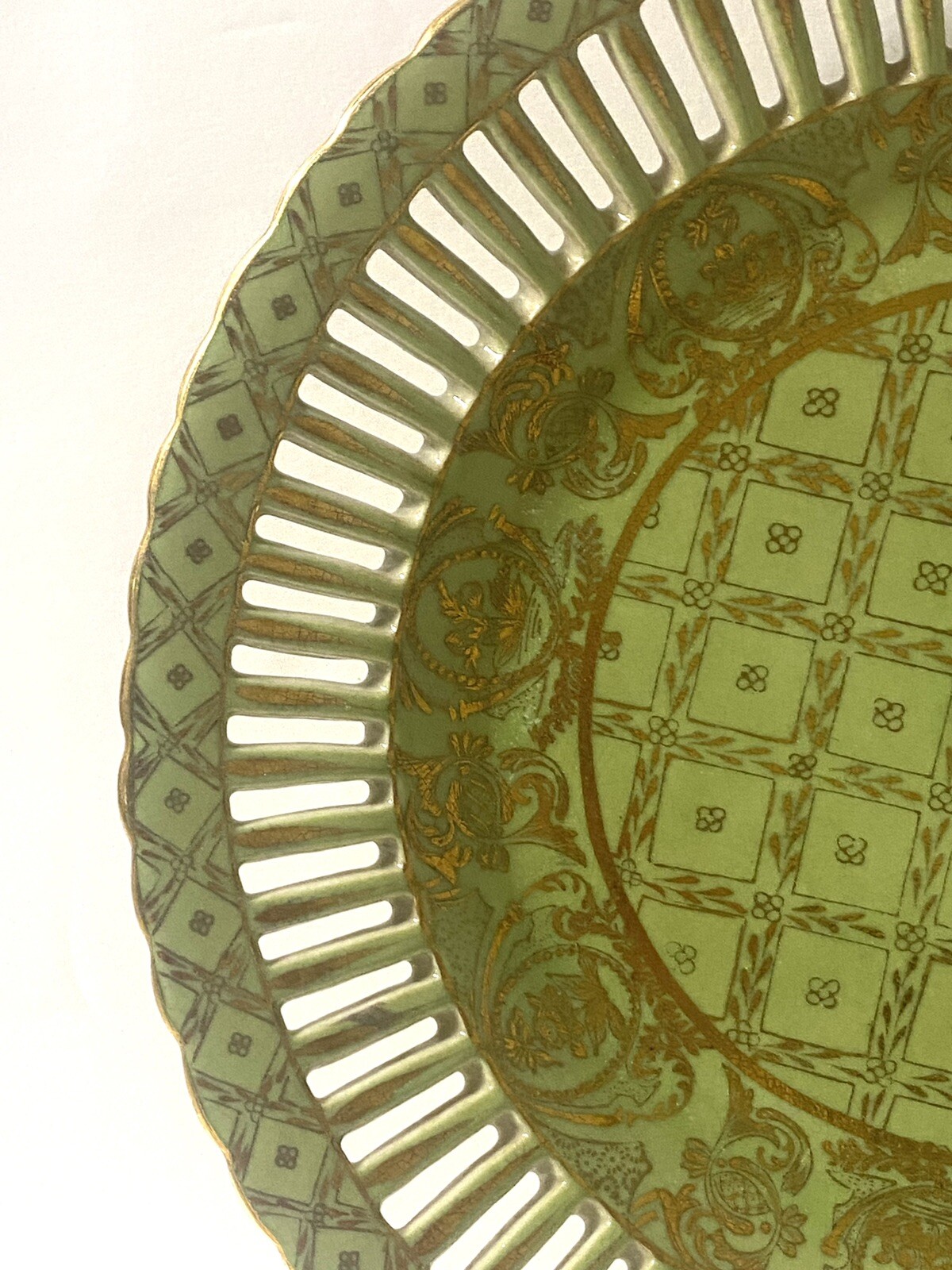 Green Round Plate Reticulated 9.5” Ceramic Gold Cross Pattern