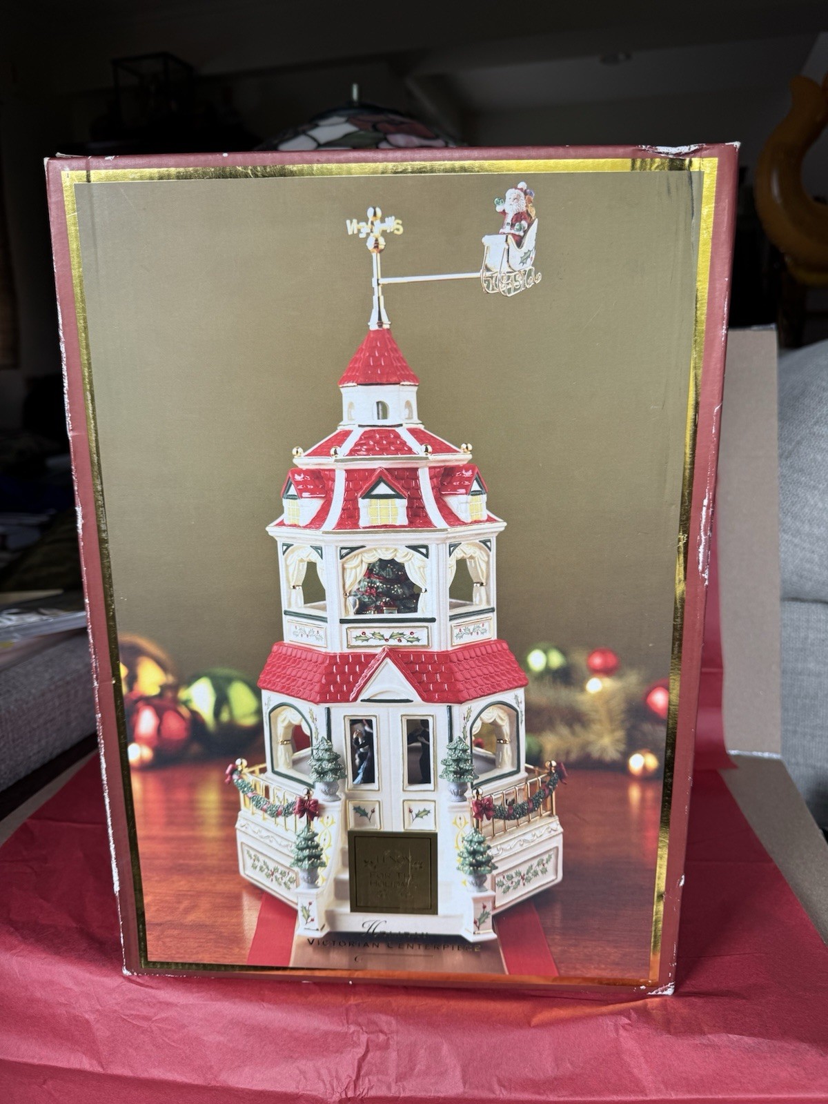 LENOX HOLIDAY MUSICAL VICTORIAN CENTERPIECE “DECK THE HALLS” CHRISTMAS, ORIG BOX