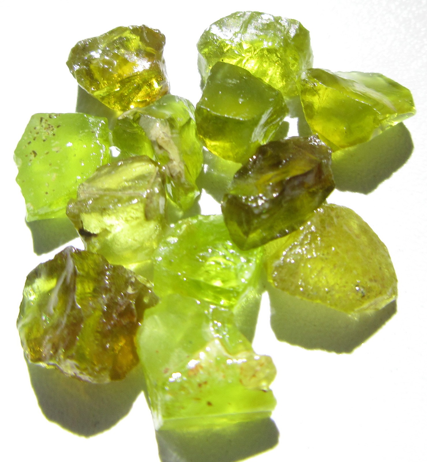 Sparkling Lime Green And Orange Green Titanite Rough Parcel Madagascar 20.76 Crt Sparkling Lime Green And Orange Green Titanite Rough Parcel Madagascar 20.76 Crt