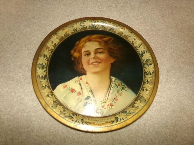pre-pro EDELWEISS beer (girl) tray CHCIAGO, ILLINOIS **NICE**