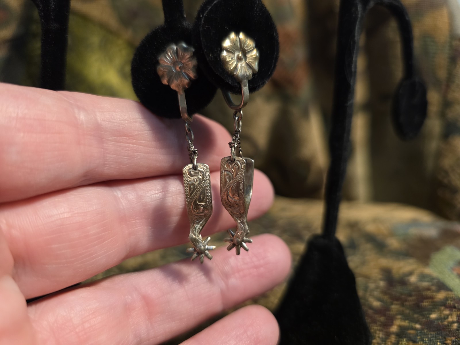 Vintage Western floral Sterling Silver Spur Concho Horseshoe Cowgirl Earrings Vintage Western floral Sterling Silver Spur Concho Horseshoe Cowgirl Earrings