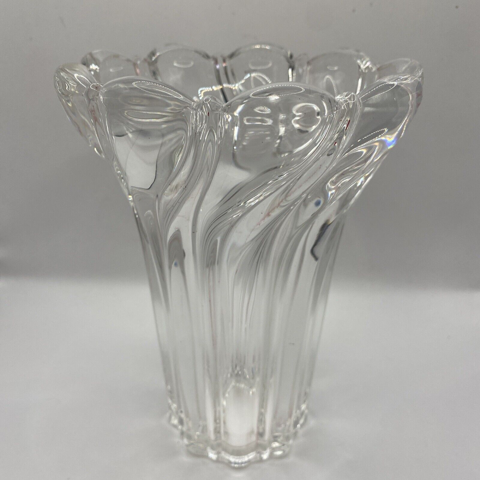 Mikasa Clear peppermint Swirl Vase 8\