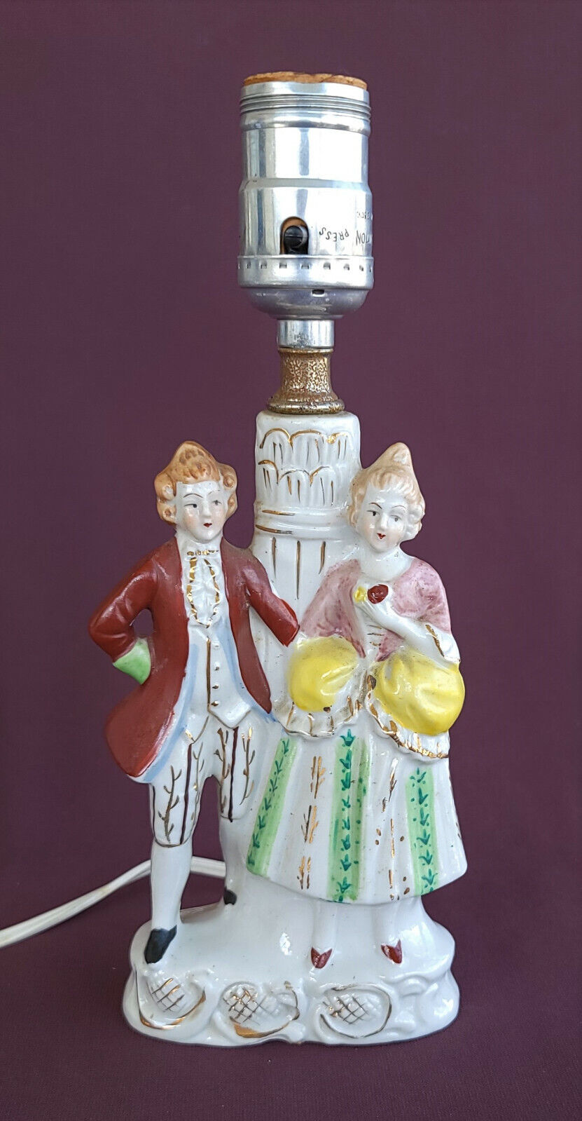 Vintage Porcelain Boudoir Lamp Figural Victorian Colonial Couple 10\