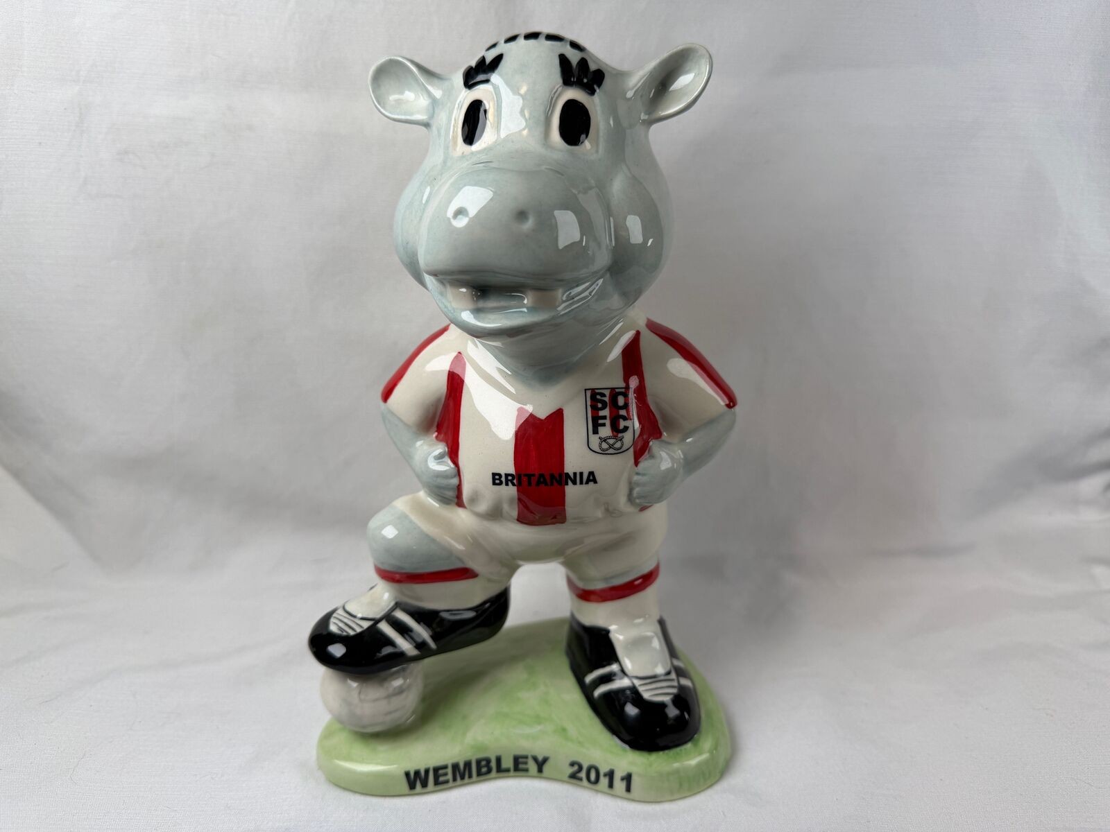 Wade Pottermus Football Wembley 2011 Moneybox - Bank - SAMPLE - NEVER PRODUCED Wade Pottermus Football Wembley 2011 Moneybox - Bank - SAMPLE - NEVER PRODUCED