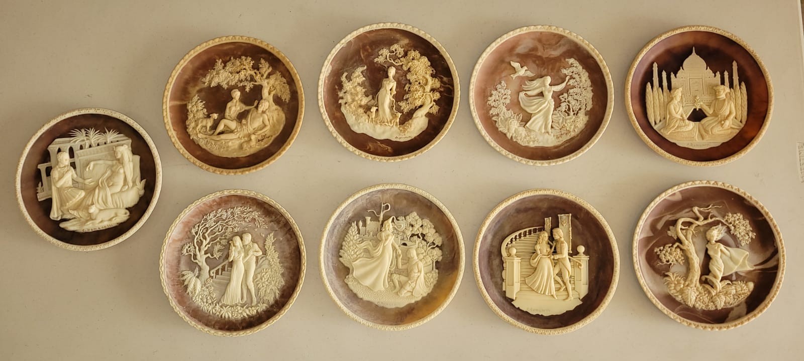 Alabaster Romantic Poets Complete Collection of 9 Plates, by Incolay Studio Alabaster Romantic Poets Complete Collection of 9 Plates, by Incolay Studio