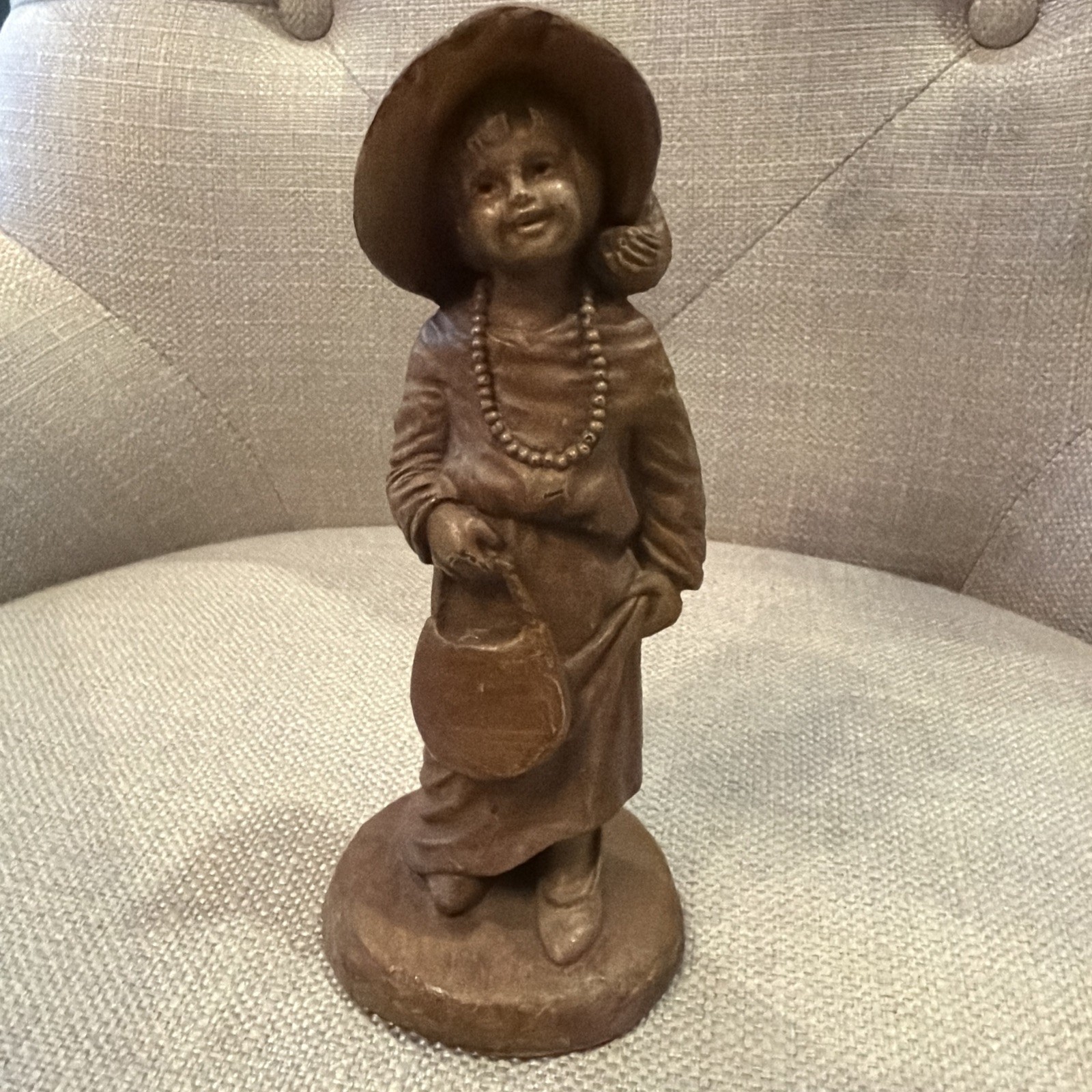 RARE VTG 1984 Victorian Girl Wearing Hat, Necklace & Bag Figure Sculpture Signed
