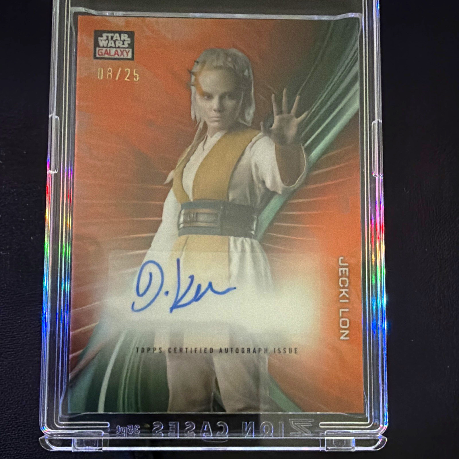 Topps 2025 Star Wars Chrome Galaxy Jecki Lon Autograph Dafne Keen GA-DK /25