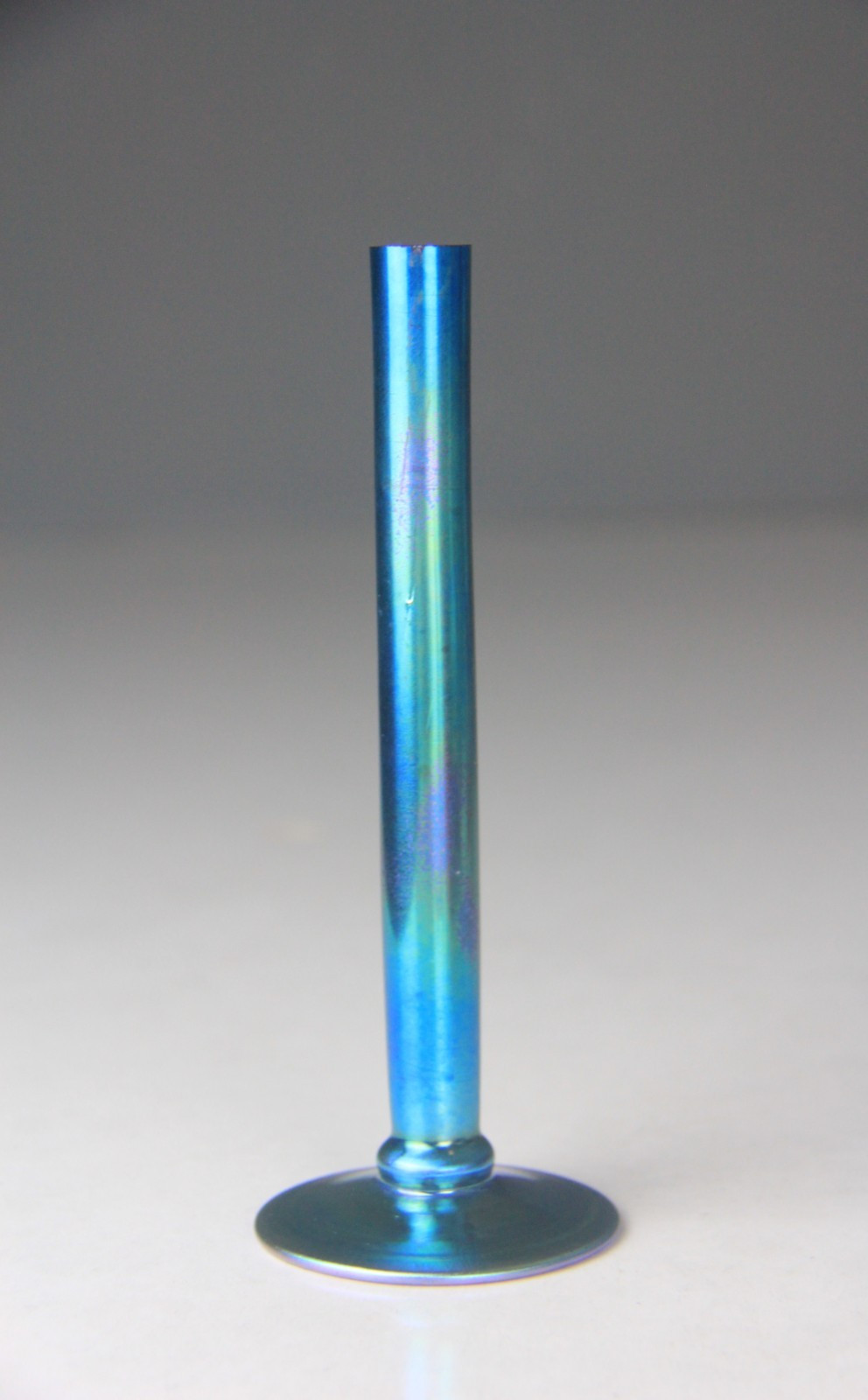 Carder Steuben Art Glass Blue Aurene Stick Bud Vase 6\