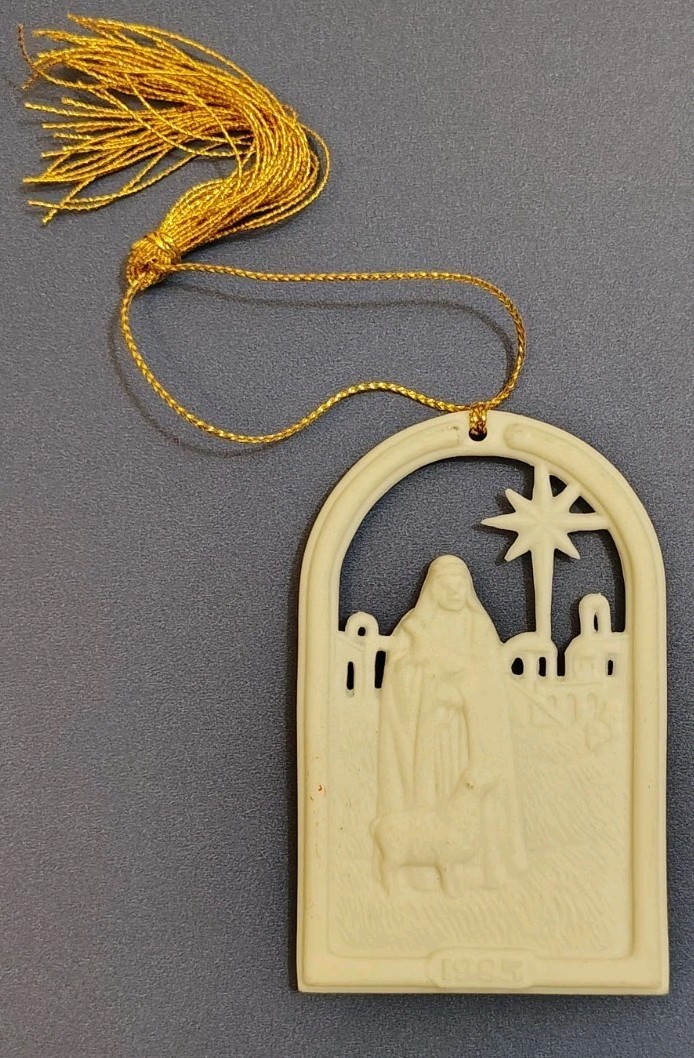 Vintage Avon 1985 The Shepherd Porcelain Nativity Christmas Ornament Gold Tassel