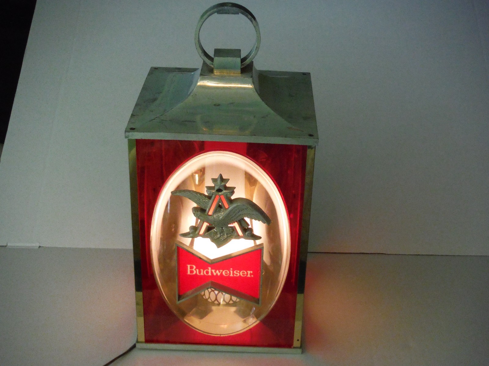 VINTAGE 1968 BUDWEISER BEER HANGING COACH LIGHTS 8.5” X 8.5” X 17” SIGN