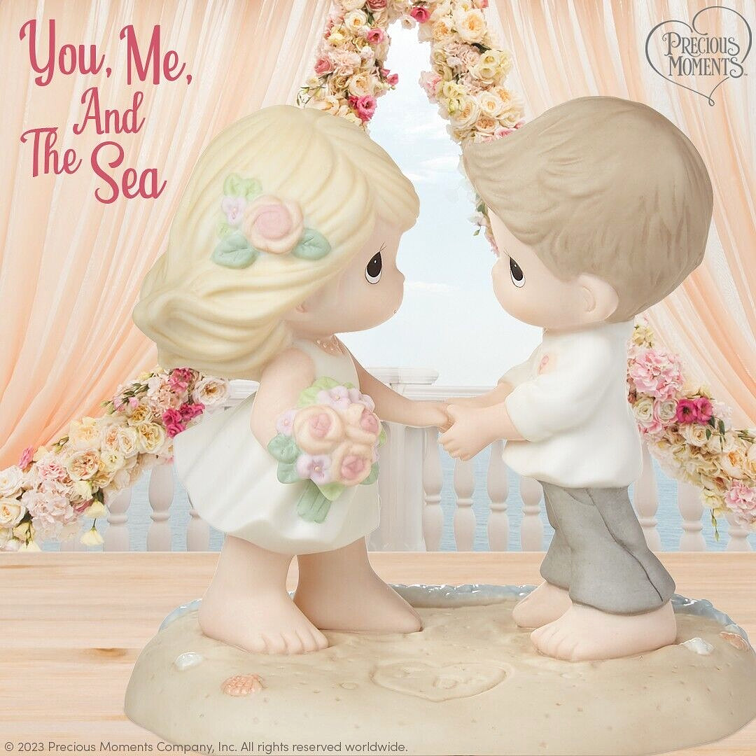 ❦ New PRECIOUS MOMENTS Figurine BEACH WEDDING Bride Groom Love Cake Topper Decor