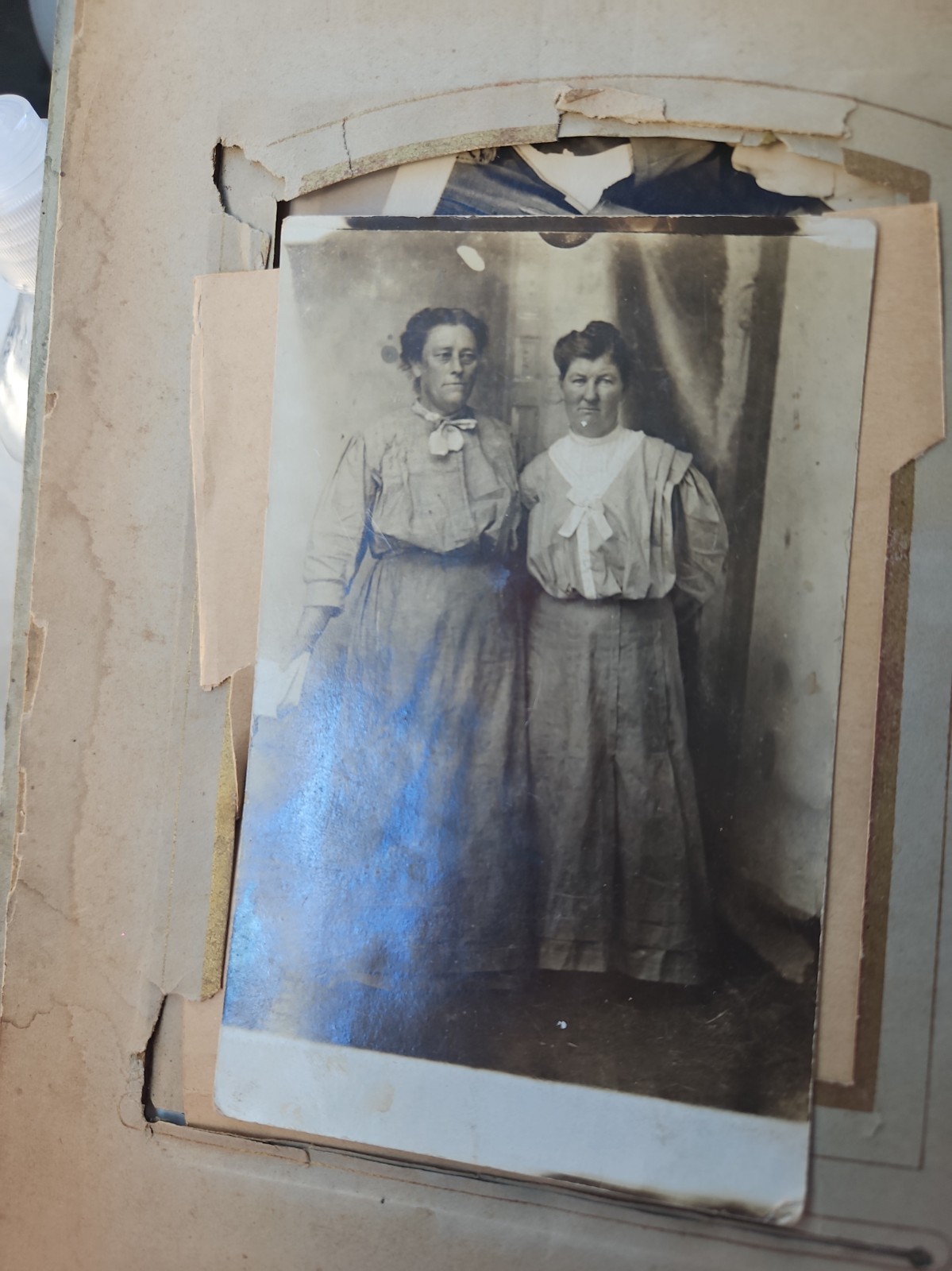 CIRCA 1880s-1940s ANTIQUE CABINET CARDS AND OTHERS LOT VARIETY 