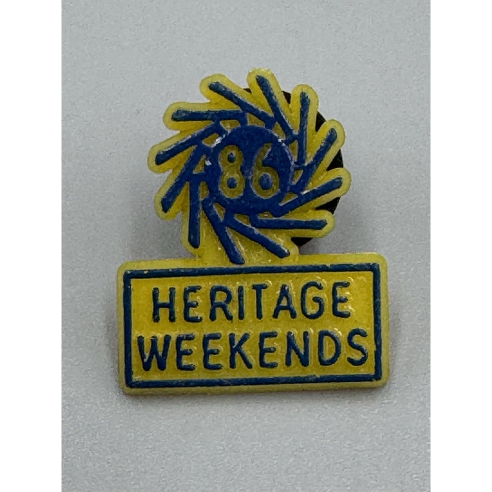 1986 Louisville Heritage Weekends Plastic Lapel Pin