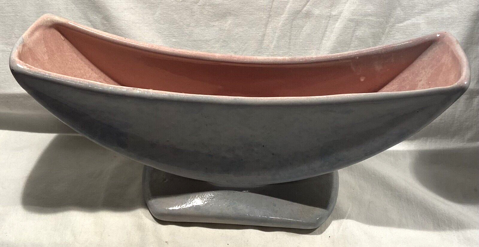 Vtg Gonder Pottery Planter Mid Century Modern Pink & Gray USA J 55 12 5/8\