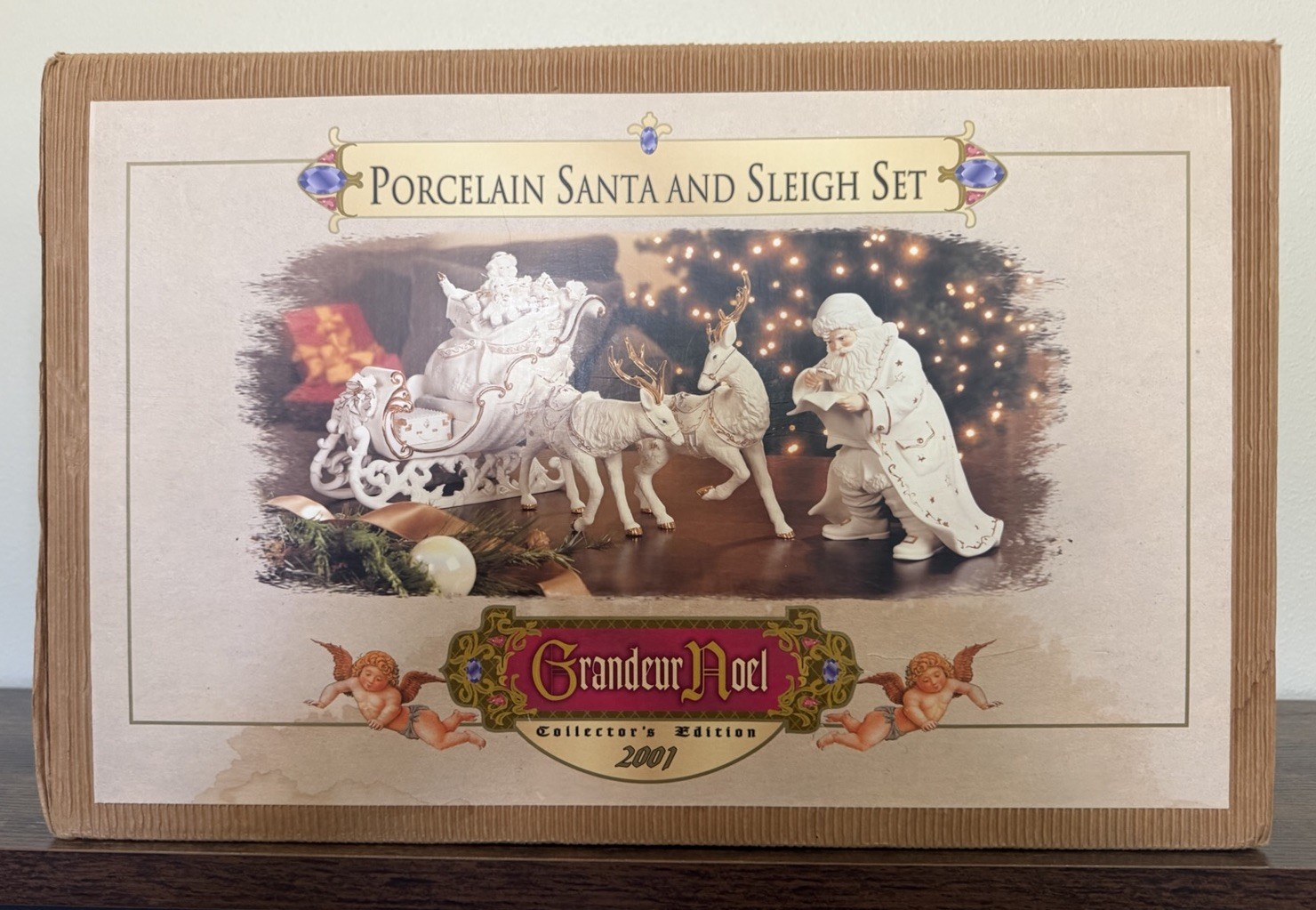 VINTAGE GRANDEUR NOEL PORCELAIN SANTA AND SLEIGH SET 2001 ORG BOX SEE DESC.