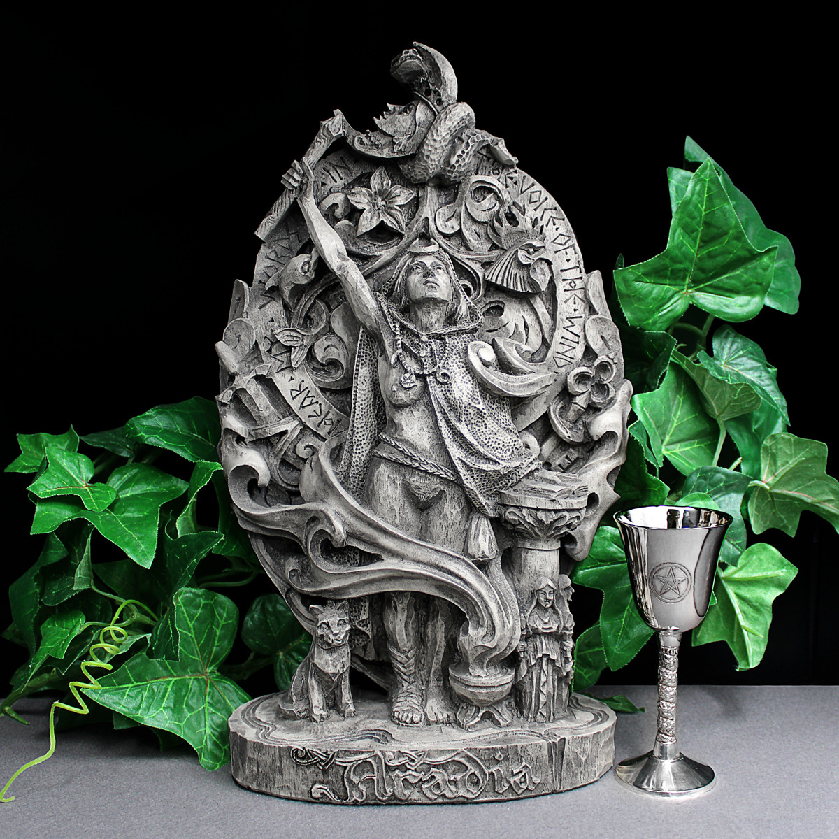 Goddess Aradia Statue - Italian Witch Cimaruta Plaque Dryad Design -Stone Finish