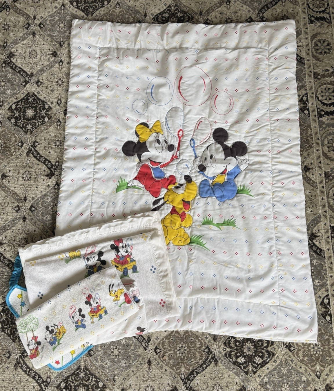 1984 Dundee Disney Babies Crib Comforter & Blanket Satin Trim w Sheet Vintage