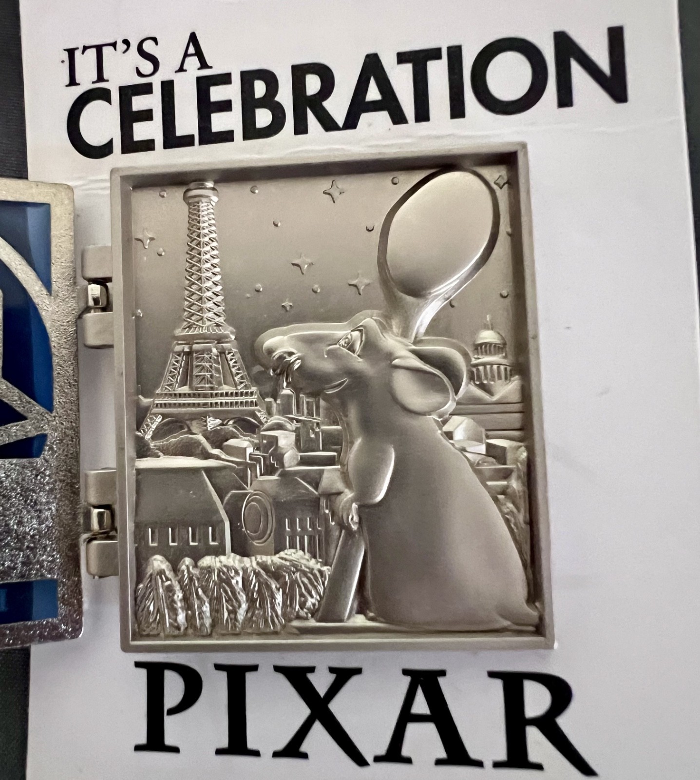 LE 2016 Disney Pixar Party It's A Celebration Pin - Ratatouille, Remy