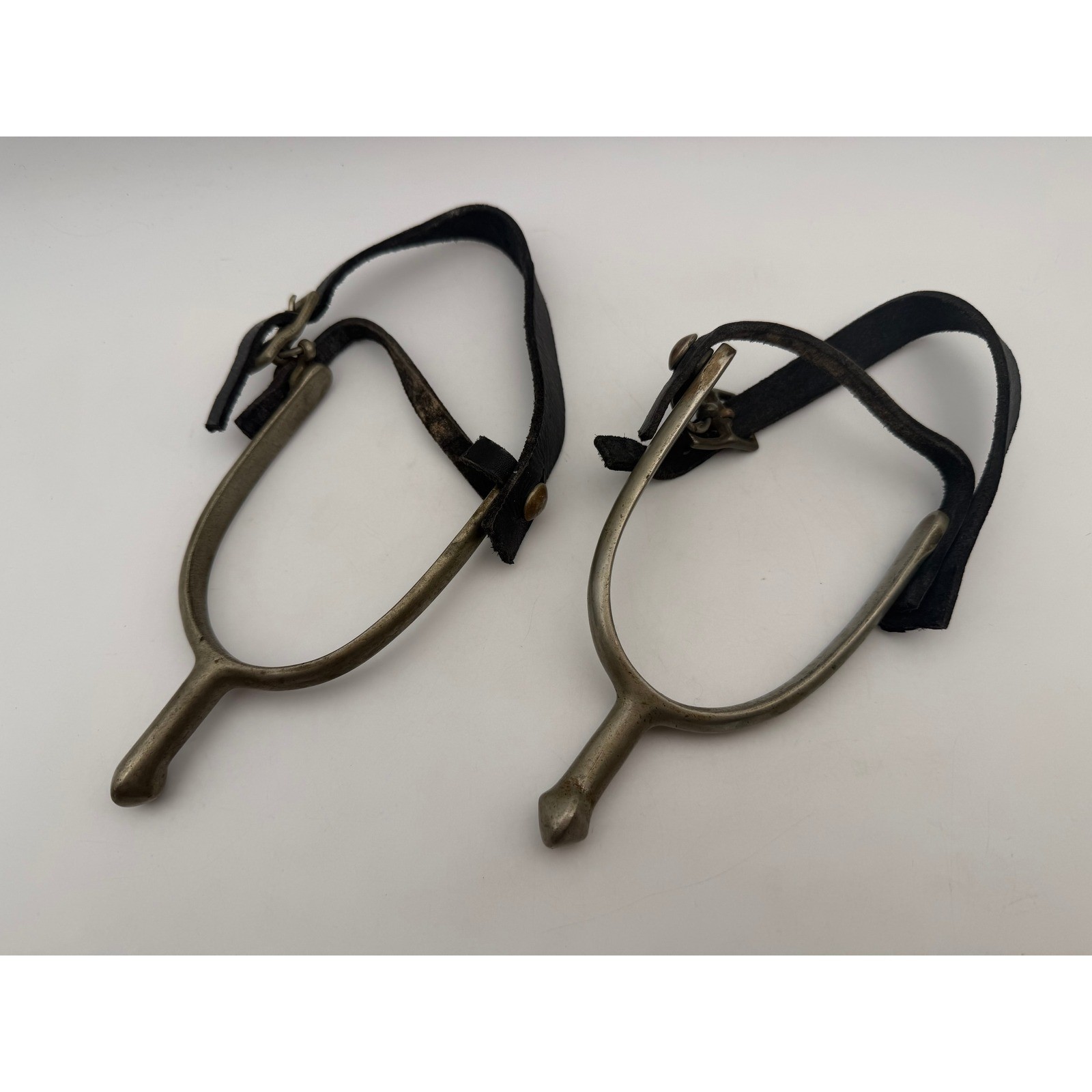 Authentic US Cavalry Spurs Metal with Black Leather Straps Stamped US AB B215