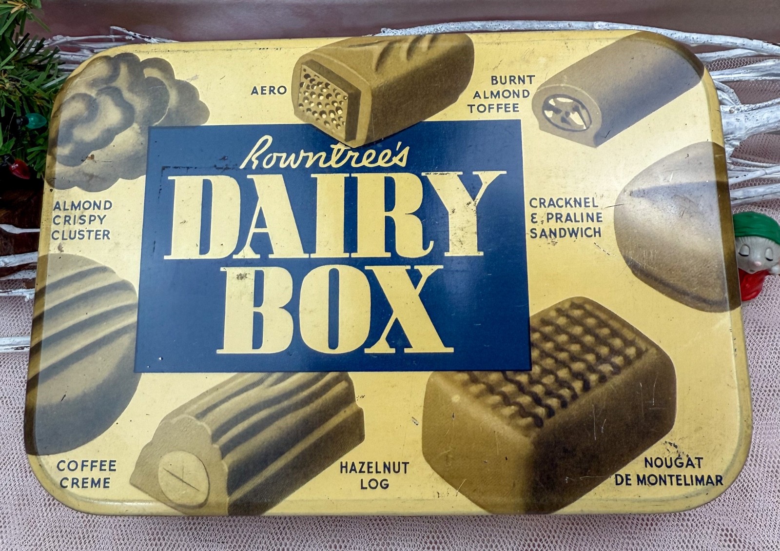 Vtg ROWNTREE’S DAIRY BOX Candies Hinged Lid Tin with RARE PAPER INSERT