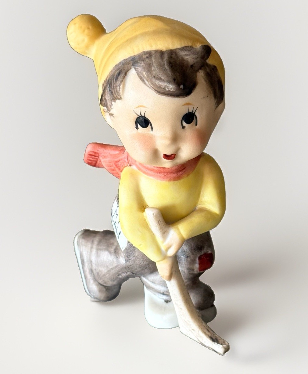 Vintage Hand-Painted Porcelain Ceramic Hockey Player Figurine RARE