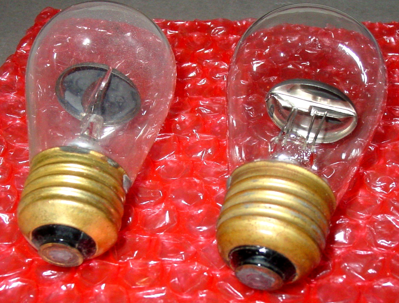 VINTAGE G.E.  ARGON BULB  AR1  Purple & Orange Neon Glow Lamp Lot Medium Bases