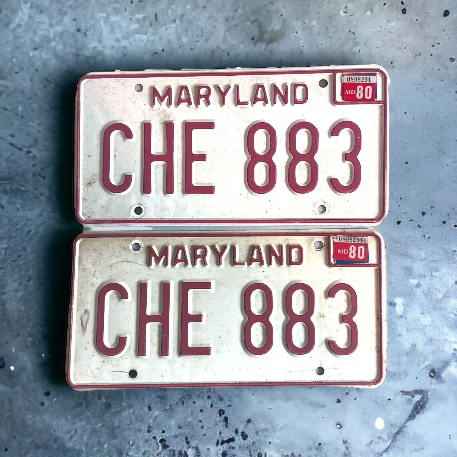 Vintage Maryland License Plate Pair CHE 83 1980 Expiration Sticker