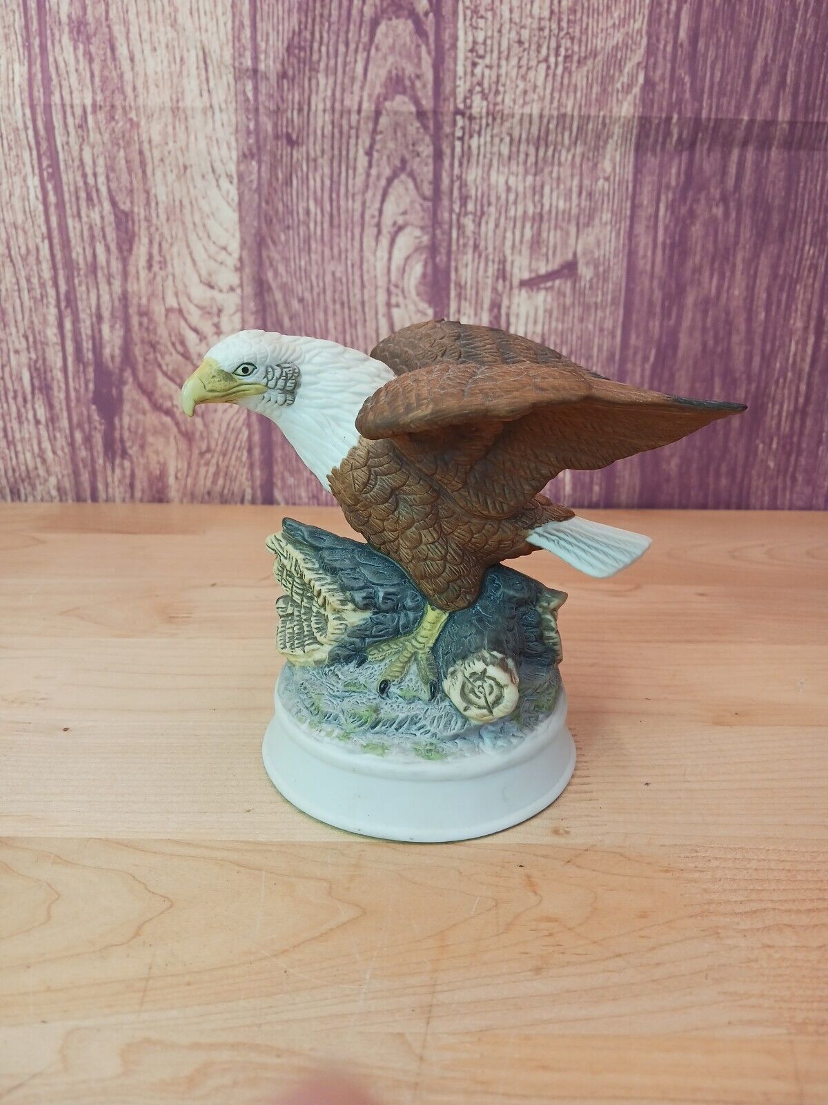 Bald Eagle Figurine Americana Birds In Flight Collection Royal Heritage Limited 