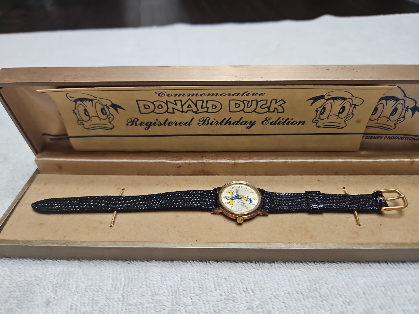 Donald Duck Birthday Commemorative  Watch Bradley Disney FEMALE Leather BC
