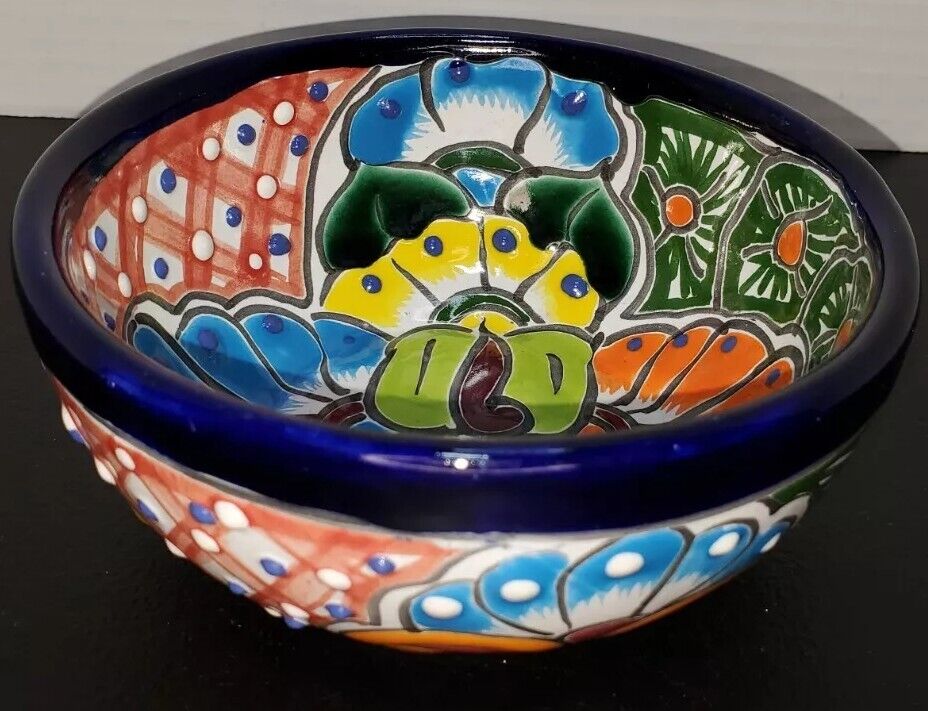 MEXICAN TALAVERA POTTERY HAND PAINTED  BOWL FLORAL 5.5\