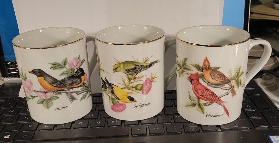 3 vntg. John James Audubon - Porcelain cups 1985