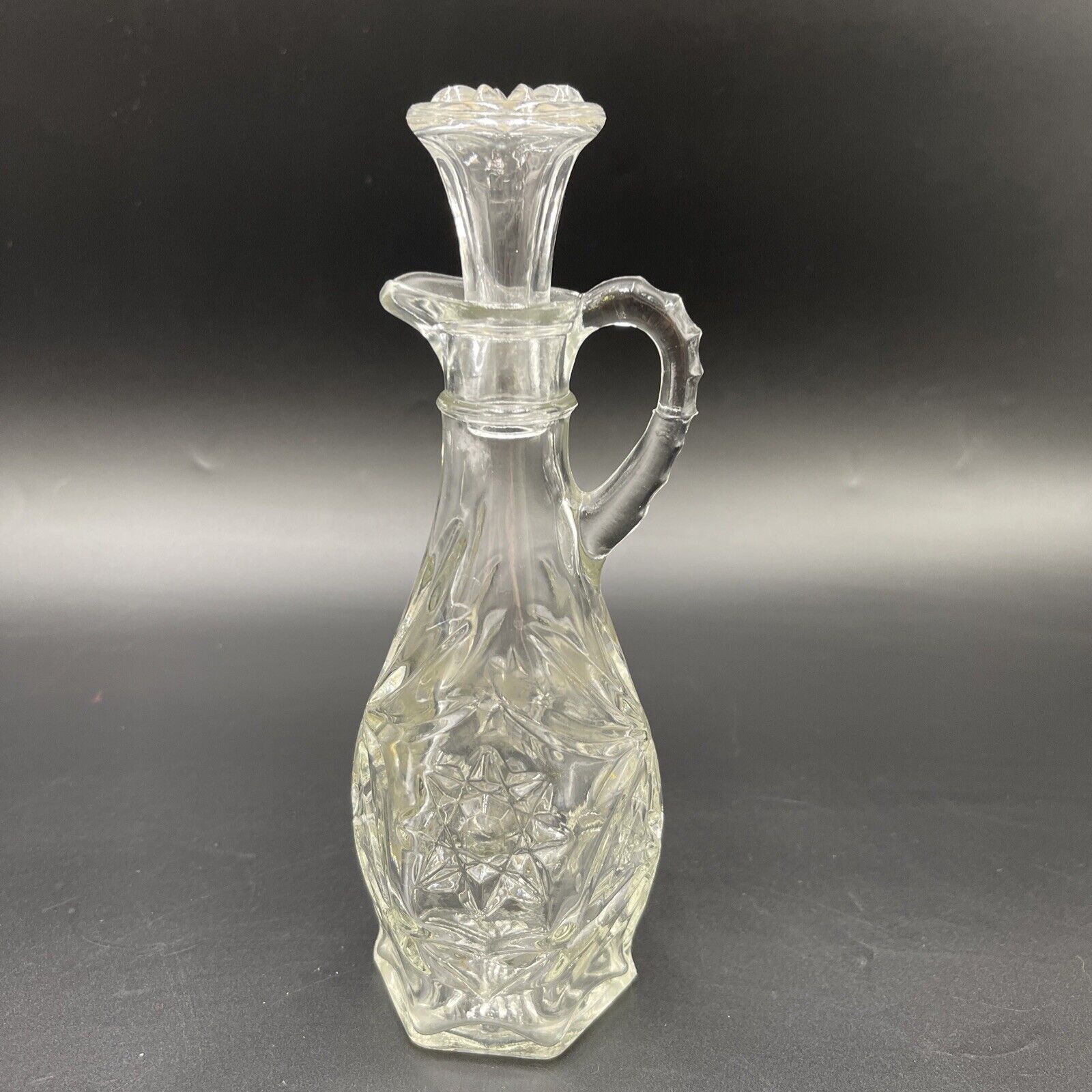 Vintage Anchor Hocking Prescut Starburst Glass Cruet Oil and Vinegar w/ Stopper