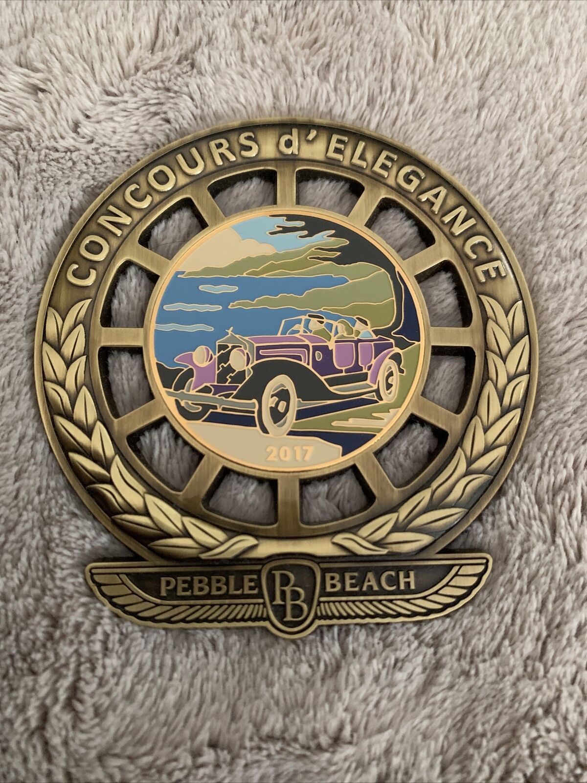 2017 Pebble Beach Concours d'Elegance ISOTTA FRASCHINI Grille Badge
