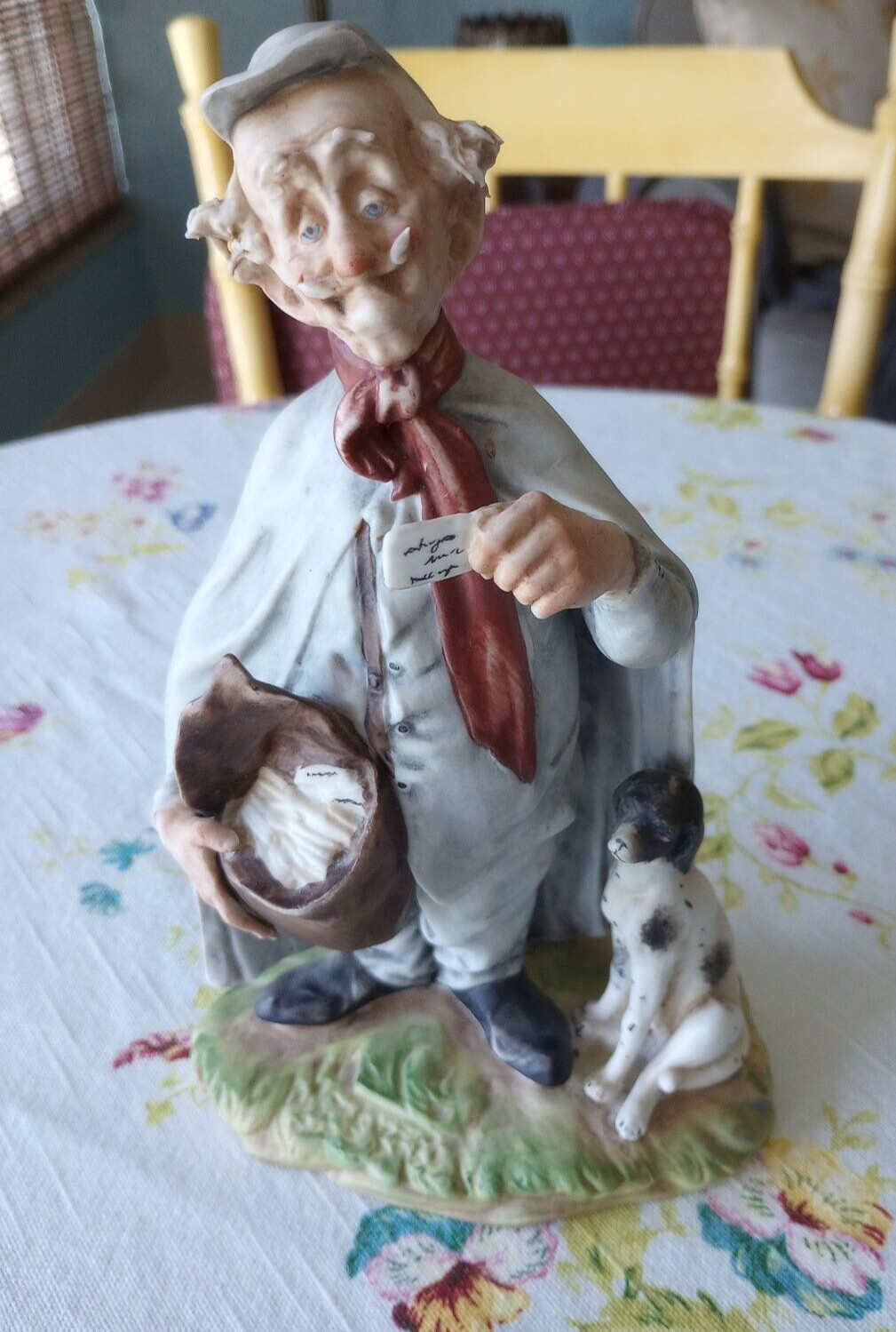 VTG. LEFTON CREATION CERAMIC FIGURINE \'POSTMAN AND HIS HOUND\'\' made in Japan