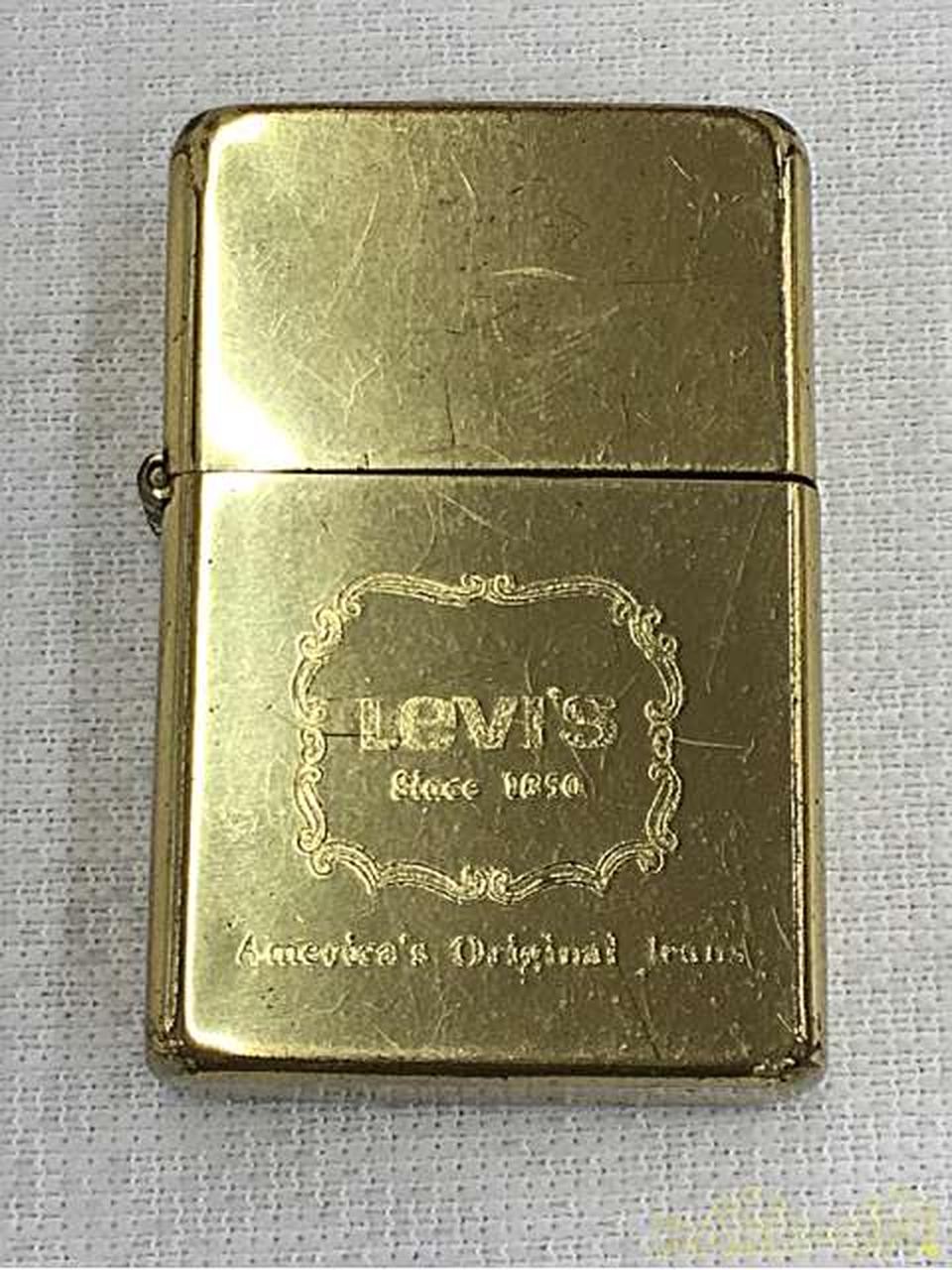 ZIPPO 2002 LEVIS Oil Lighter Used ZIPPO 2002 LEVIS Oil Lighter Used