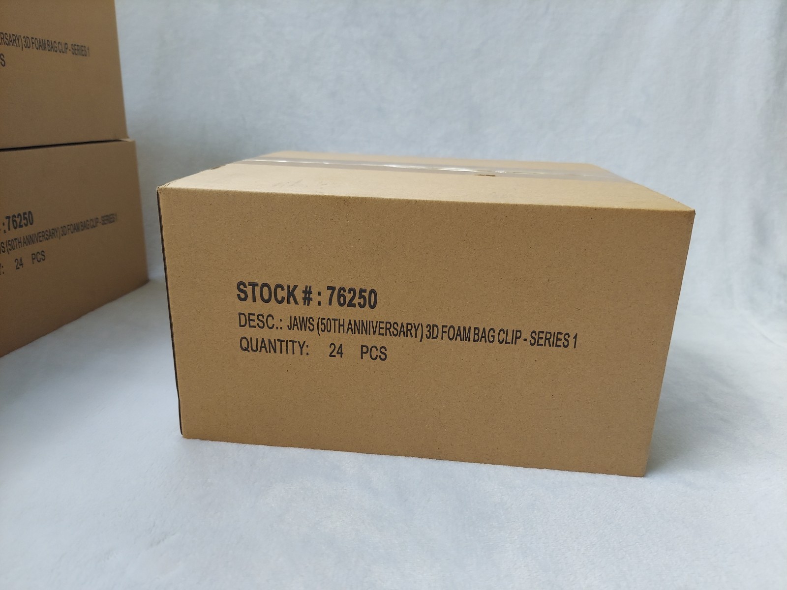 24-Pack with Display Box Jaws Series 1 - 50th Anniversary 3D Foam Figural Bag Cl