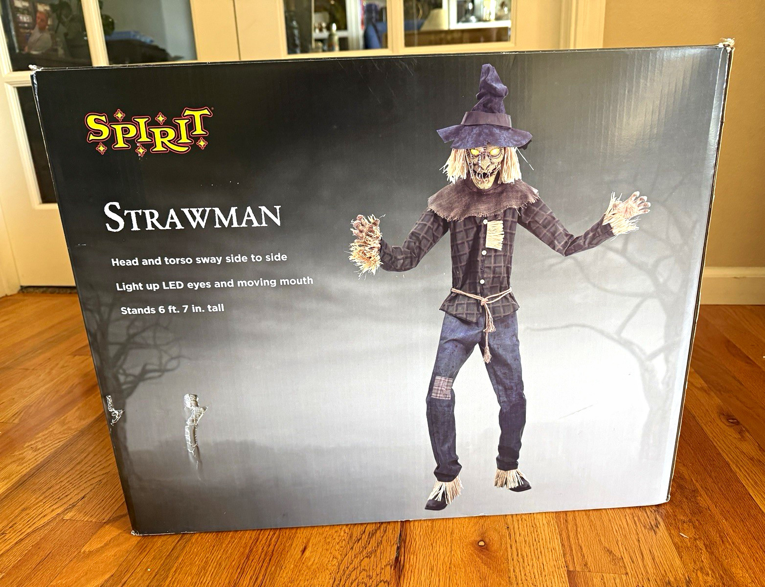 Spirit Halloween Strawman 6 ft. 7 in. animatronic from the 2022 Halloween season