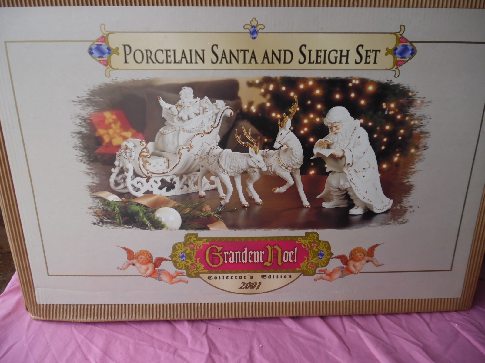 Porcelain Santa & Sleigh Set Grandeur Noel Collector\'s Edition 2001 New in Box