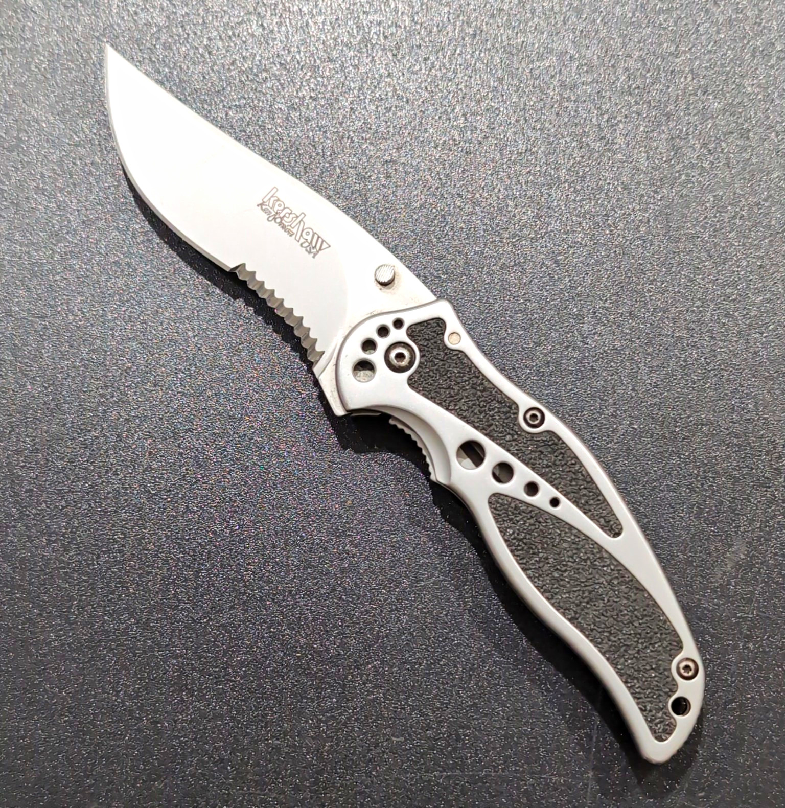 Kershaw Storm 1470ST Ken Onion USA Folding Knife Serrated Blade 2004