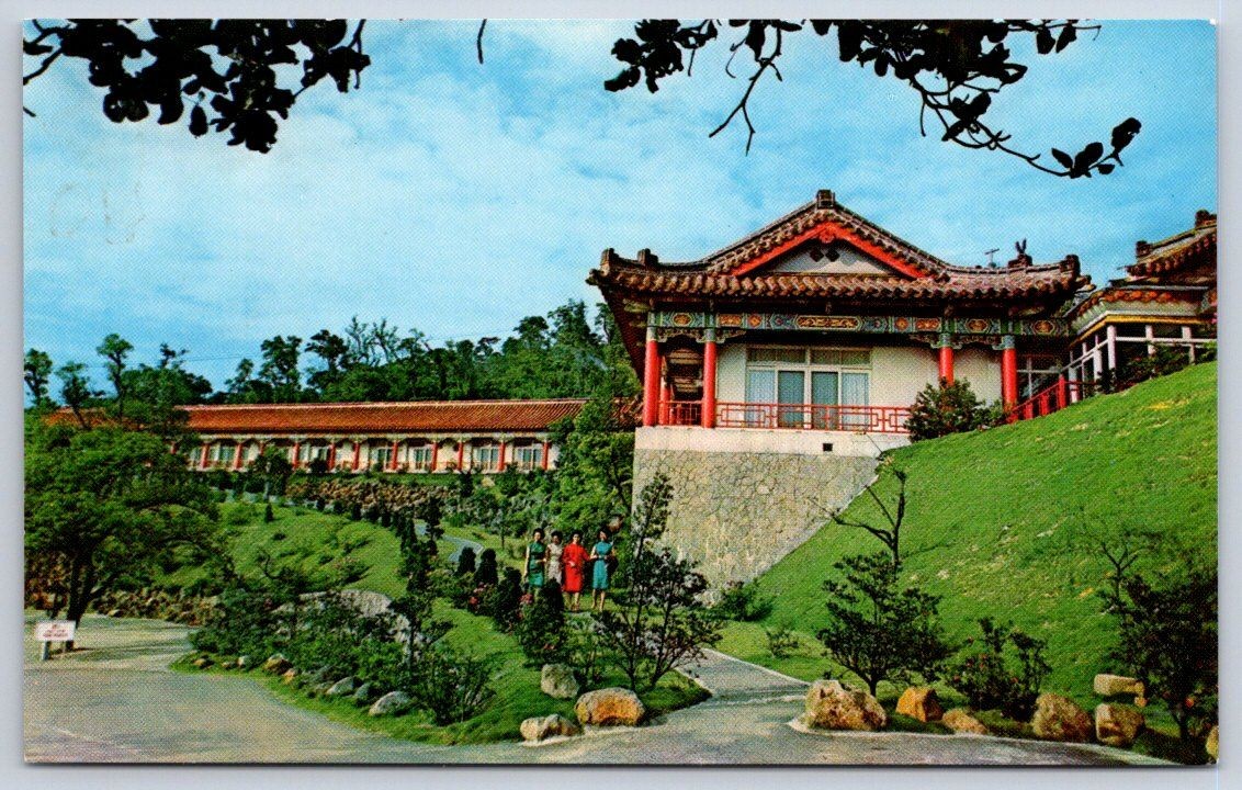 Vintage Taiwan Postcard TAIPEI the Grand Hotel Golden Dragon 1960s